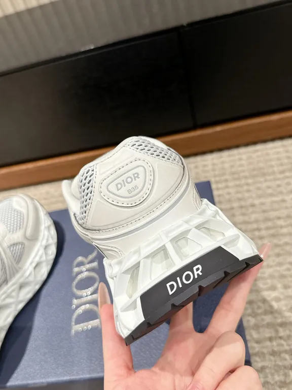 Dior Shoe 